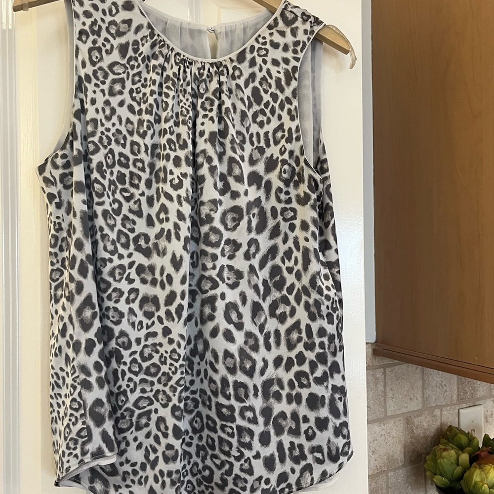 Leopard Print Sleeveless Top